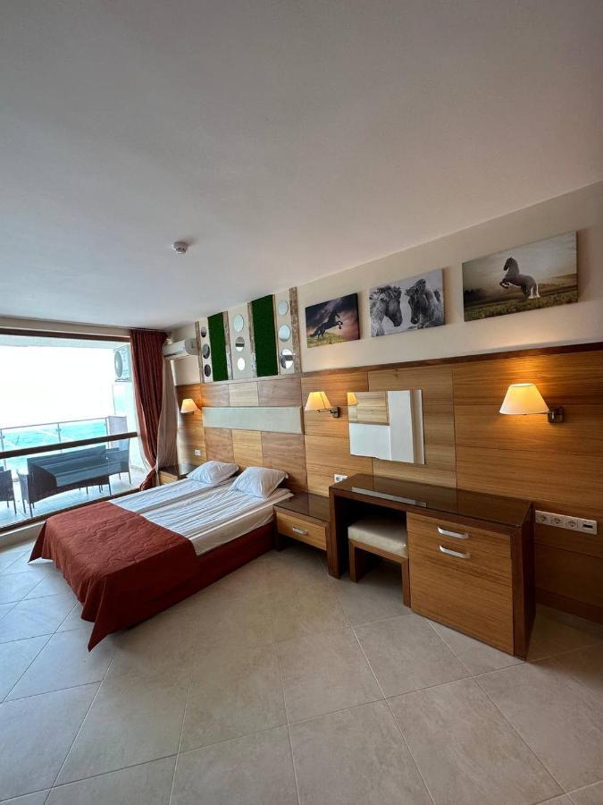 Briz Beach Apartments - Section B Slântsjev Brjag Eksteriør bilde
