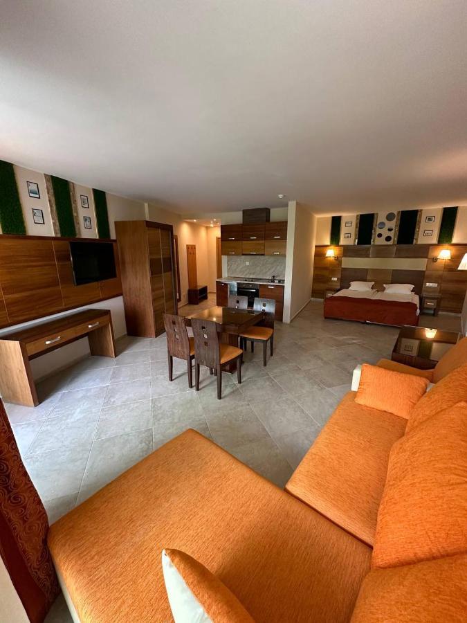 Briz Beach Apartments - Section B Slântsjev Brjag Eksteriør bilde