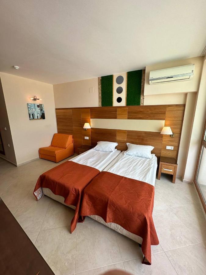 Briz Beach Apartments - Section B Slântsjev Brjag Eksteriør bilde