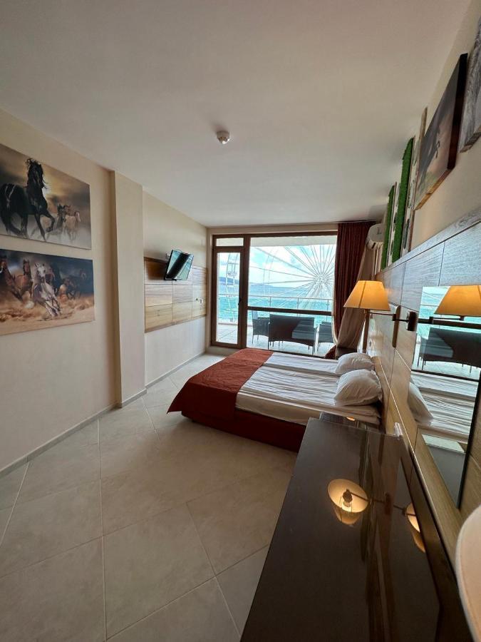 Briz Beach Apartments - Section B Slântsjev Brjag Eksteriør bilde